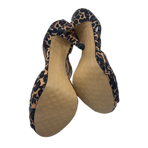 Betsey Johnson Size 9 M Animal Print High Heels, Back Zip, Brown - Picture 9 of 10